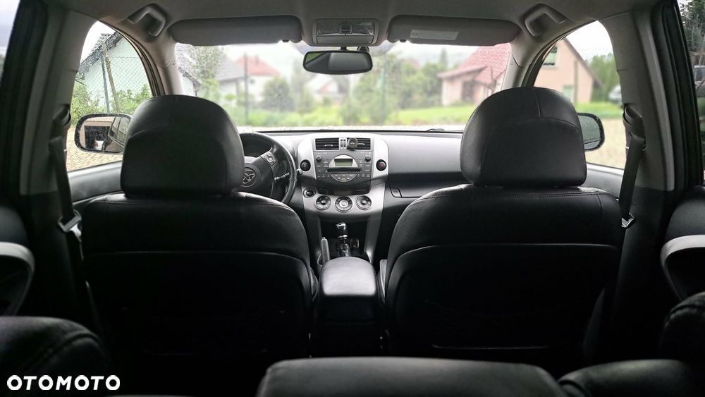 Toyota RAV4 2.2 D-CAT 4x4 Executive - 4