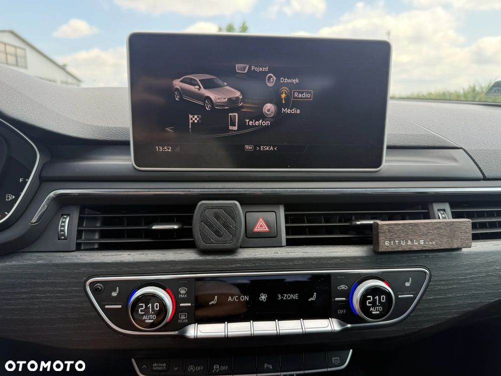 Audi A4 Limousine - 3
