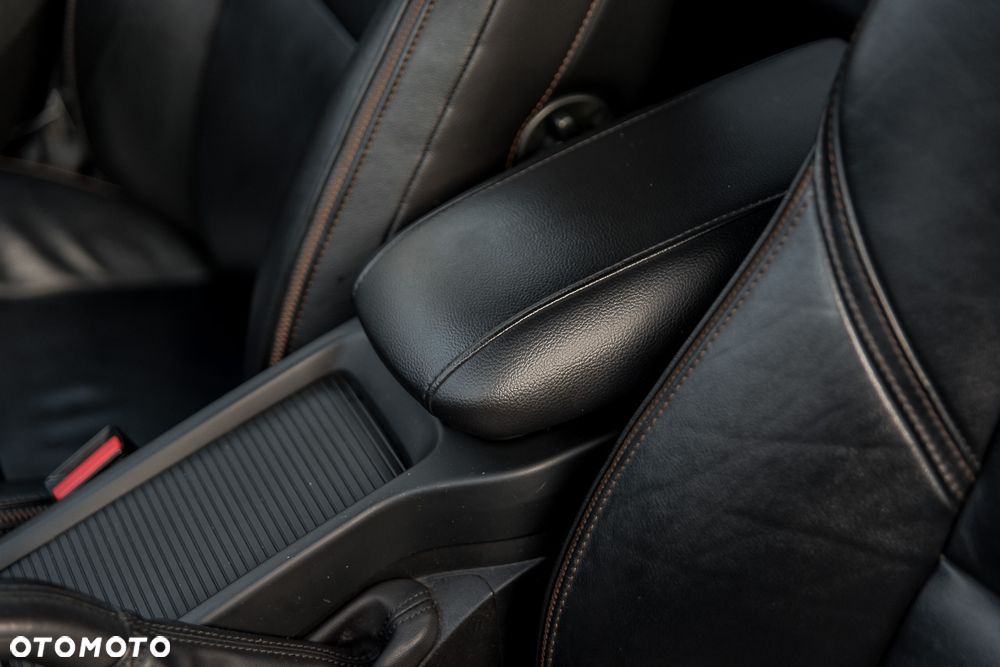 Volvo V40 Cross Country D3 - 17