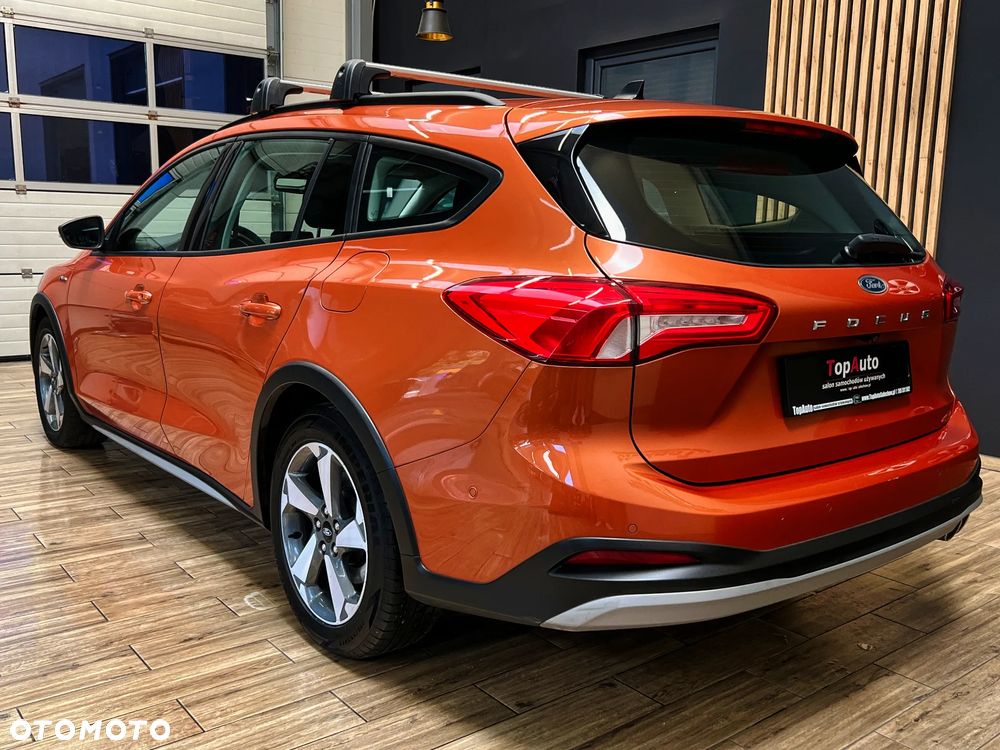 Ford Focus SW 1.5 EcoBoost S&S ACTIVE - 11