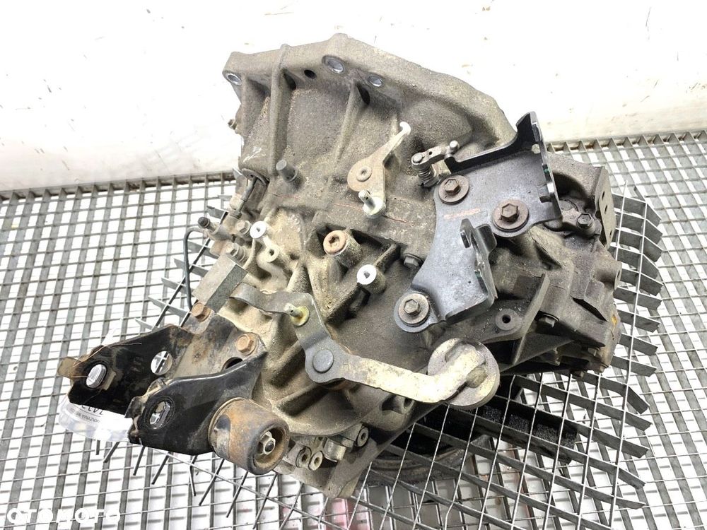 SKRZYNIA BIEGÓW  TOYOTA YARIS (_P13_) 2010 - 2022 1.3 (NSP130_) 73 kW [99 KM] benzyna 2011 - 2022 - 6