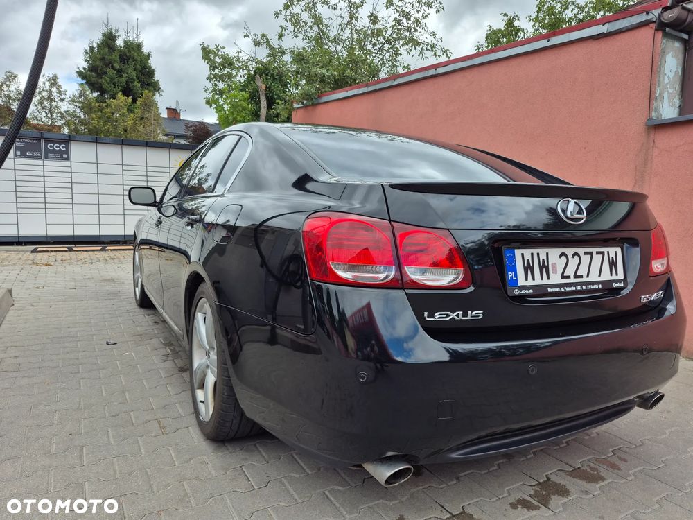 Lexus GS - 15