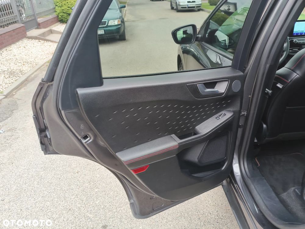 Ford Kuga 2.0 EcoBlue 4x4 ST-LINE X - 14