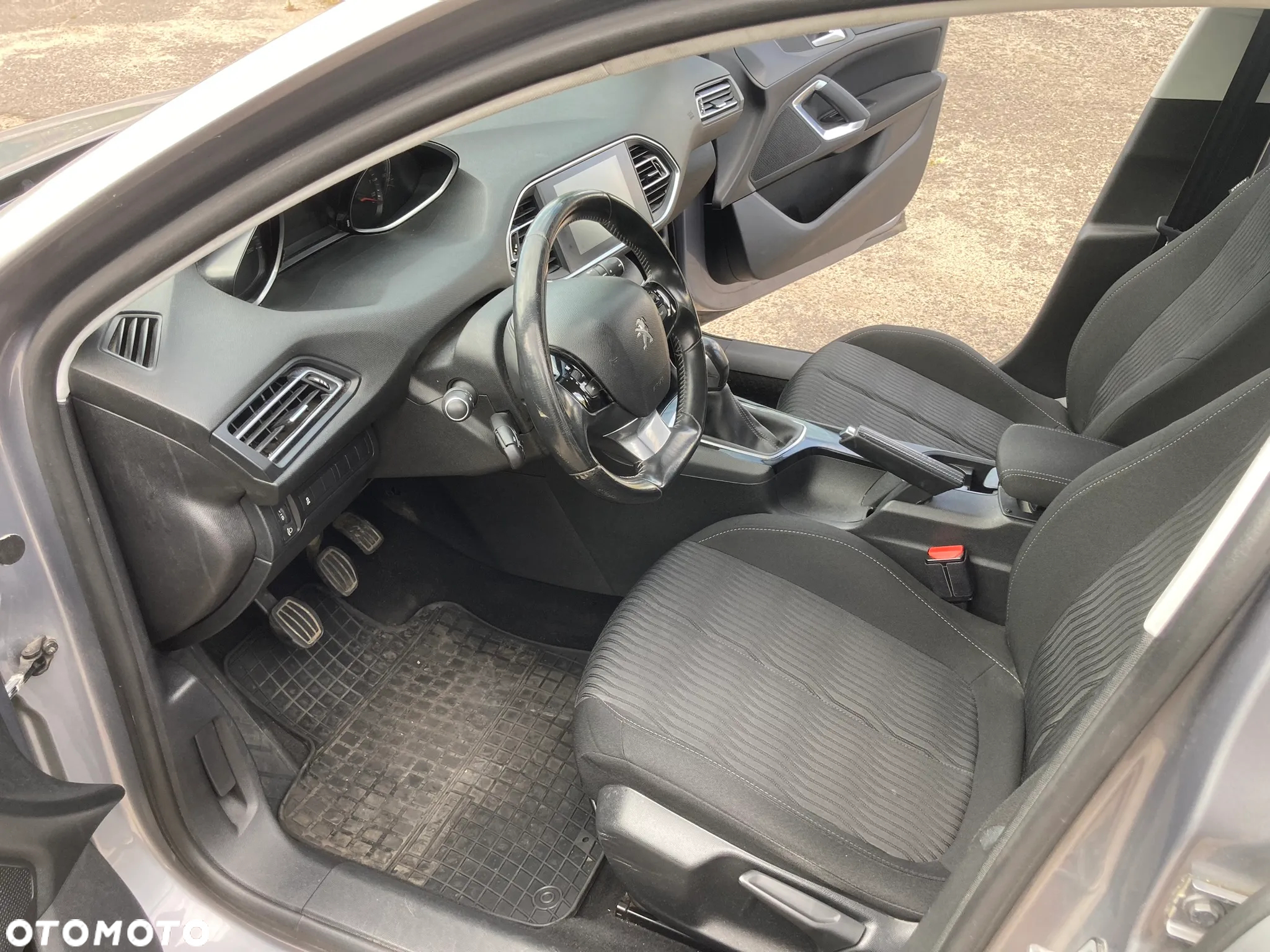 Peugeot 308 SW 1.6 HDi Access - 24