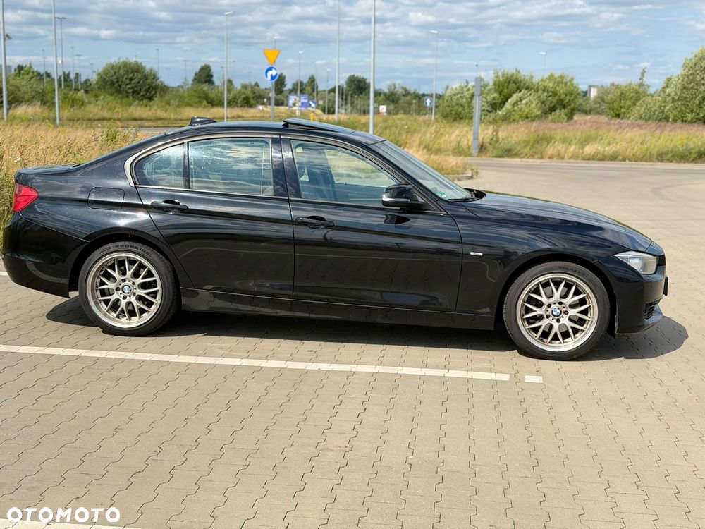 BMW Seria 3 320d - 2