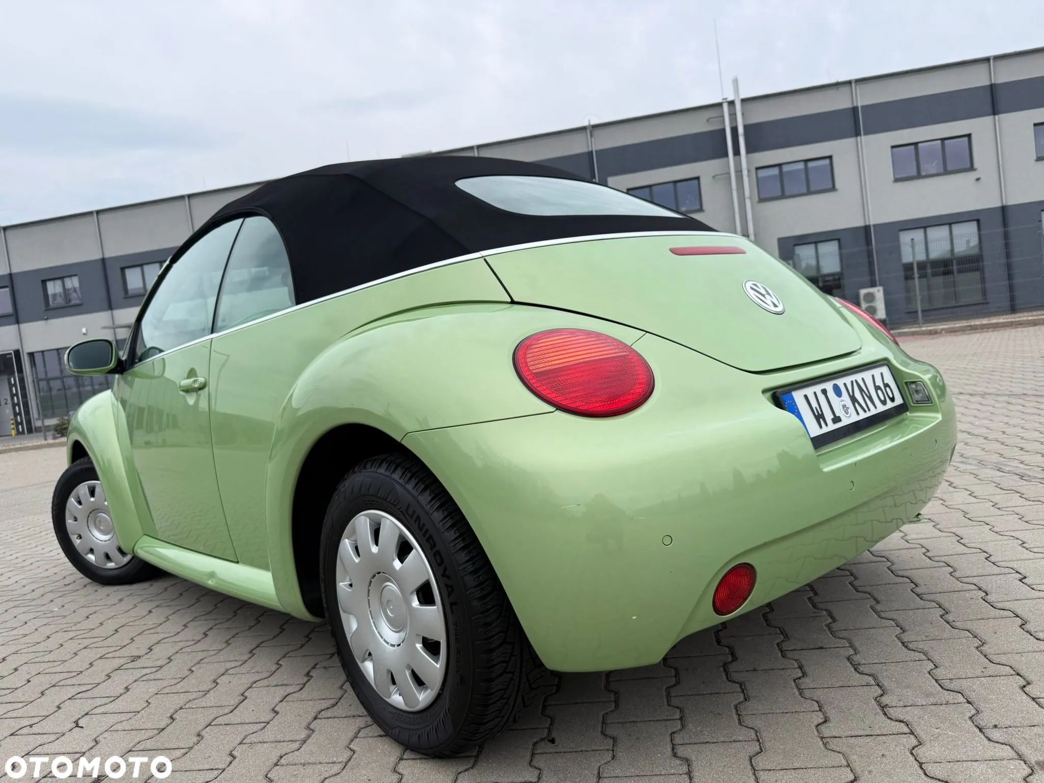 Volkswagen New Beetle Cabriolet 2.0 United - 14