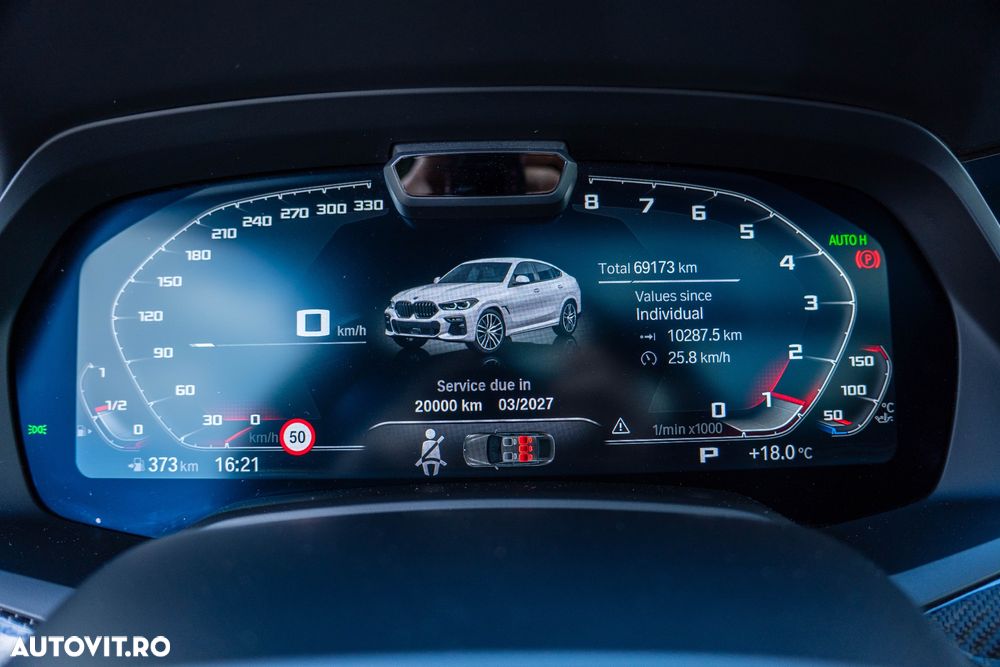 BMW X6 xDrive40i - 11