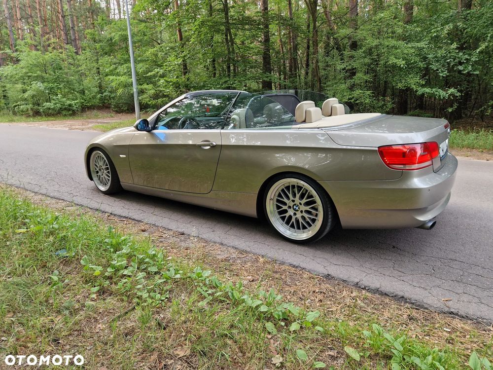 BMW Seria 3 320i - 2