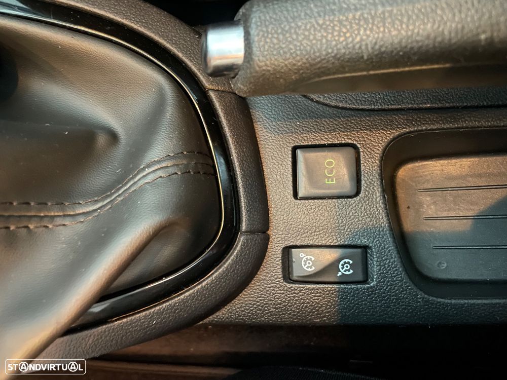 Renault Clio (Energy) dCi 90 Start & Stop INTENS - 13