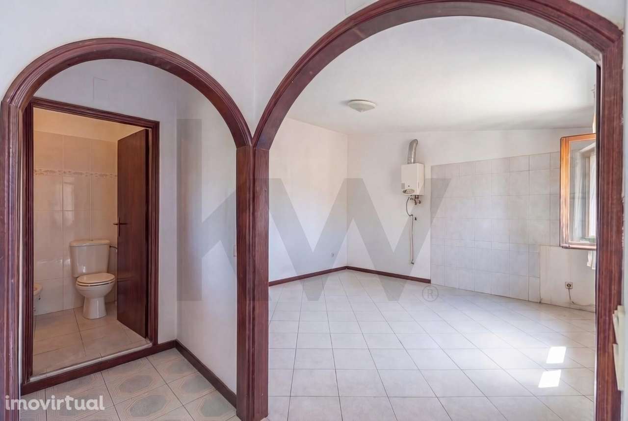 Duas Moradias T3 e T2 com Terreno e Garagem na Mainça, Coimbra - Grande imagem: 5/30