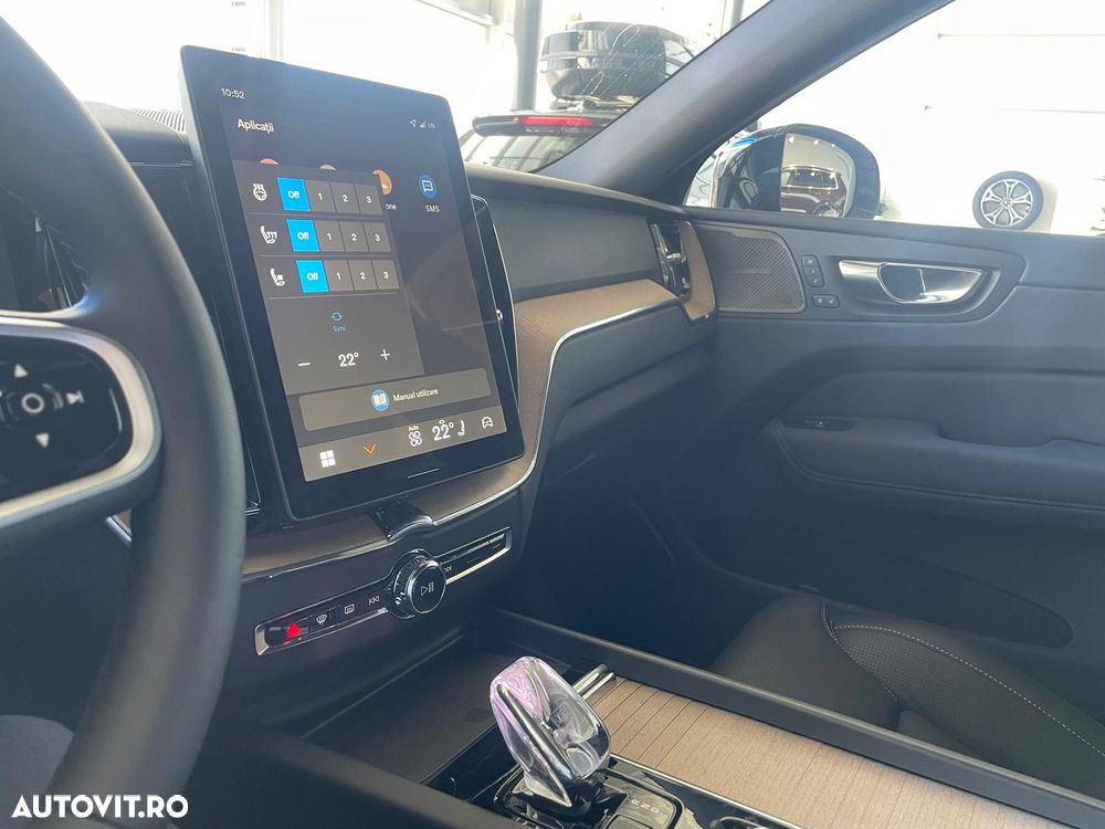 Volvo XC 60 T6 AWD Recharge Plus Dark - 16