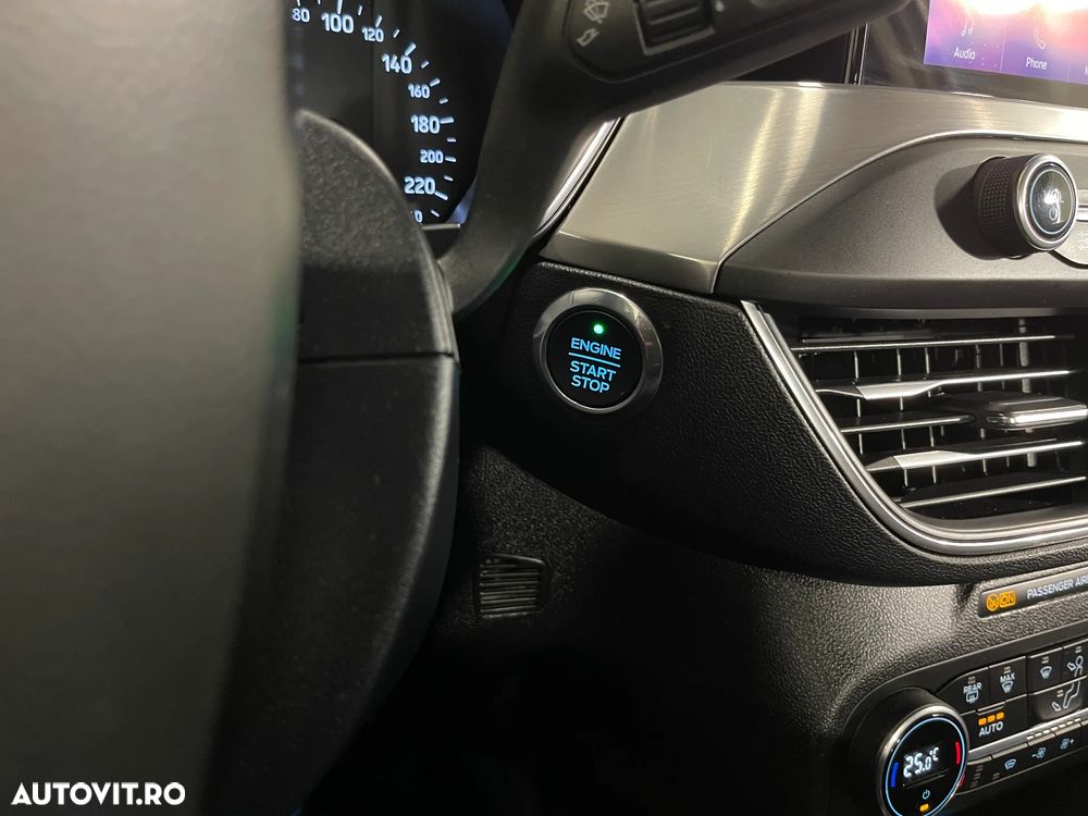 Ford Focus 1.5 EcoBlue Titanium - 23