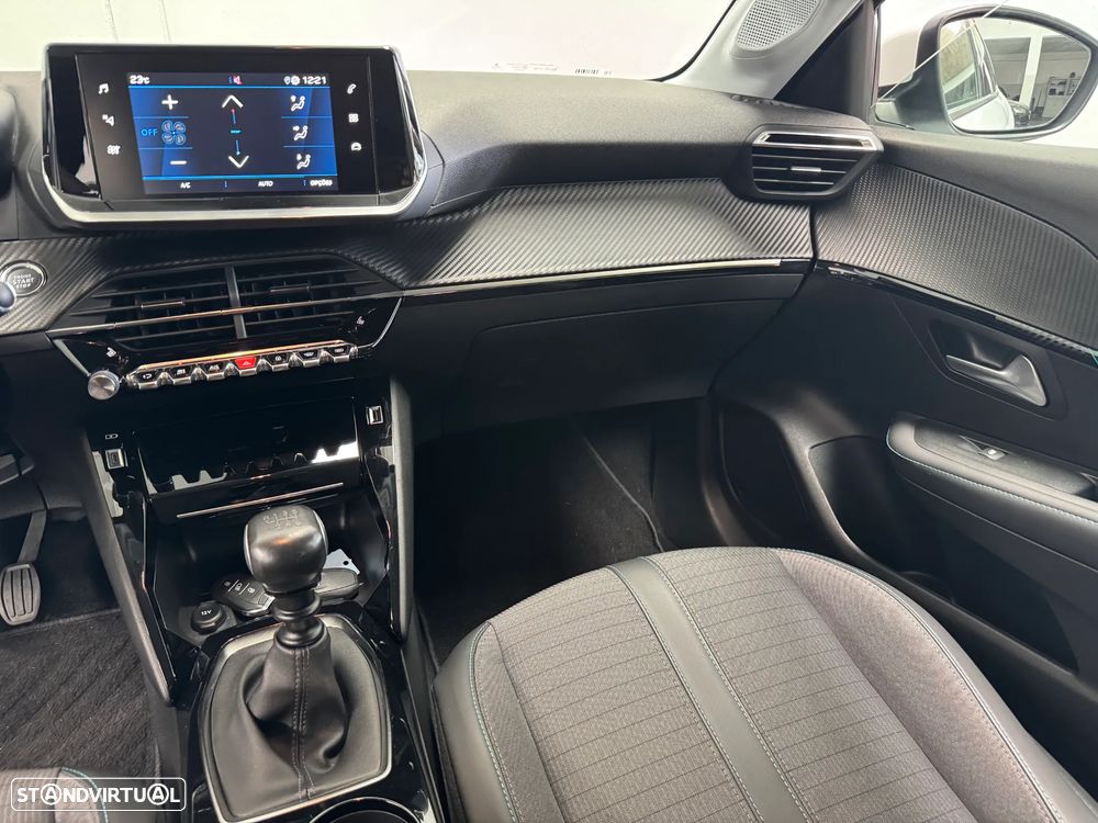 Peugeot 208 PureTech 100 Active Pack - 16