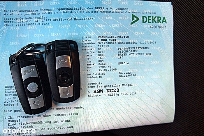 BMW Seria 1 116i - 24