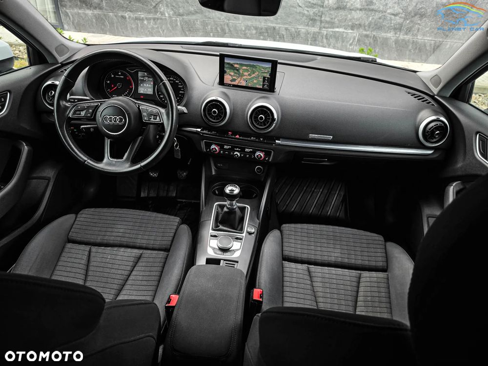 Audi A3 Sportback 1.6 TDI (clean diesel) Attraction - 23