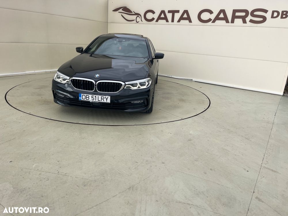 BMW Seria 5 520d xDrive AT - 2