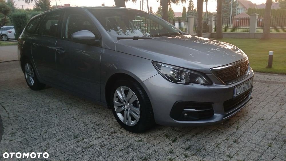 Peugeot 308 1.5 BlueHDi Allure Pack S&S - 32
