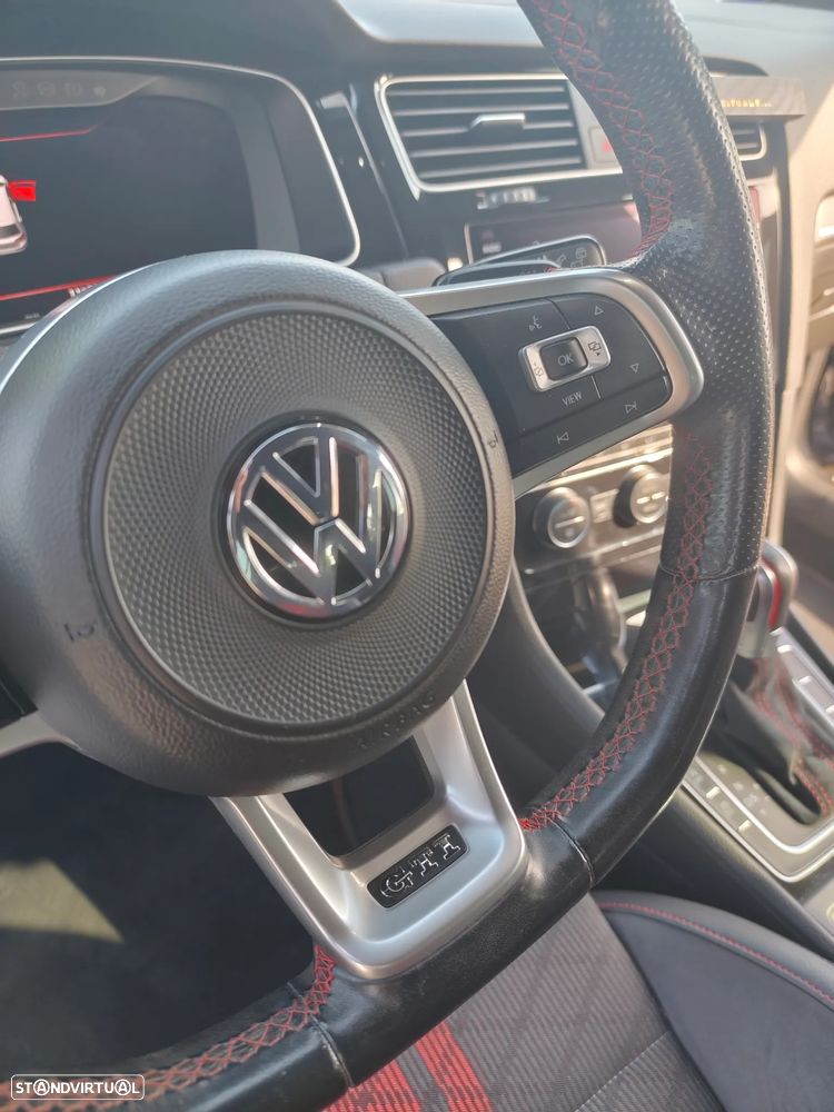 VW Golf GTI TCR 2.0 TSI OPF DSG - 9