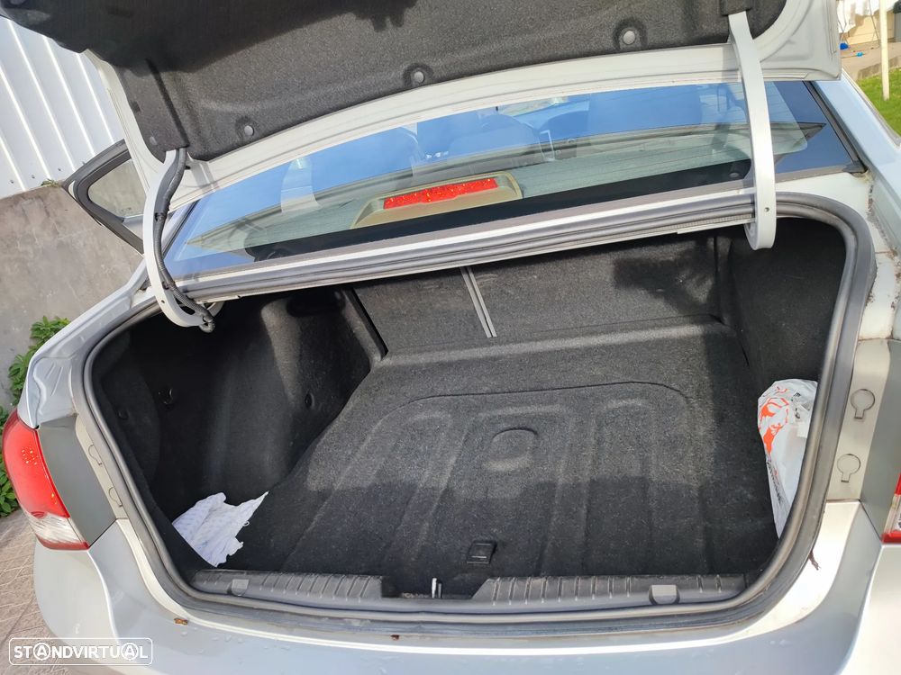 Chevrolet Cruze 2.0 VCDi LT Aut. - 2