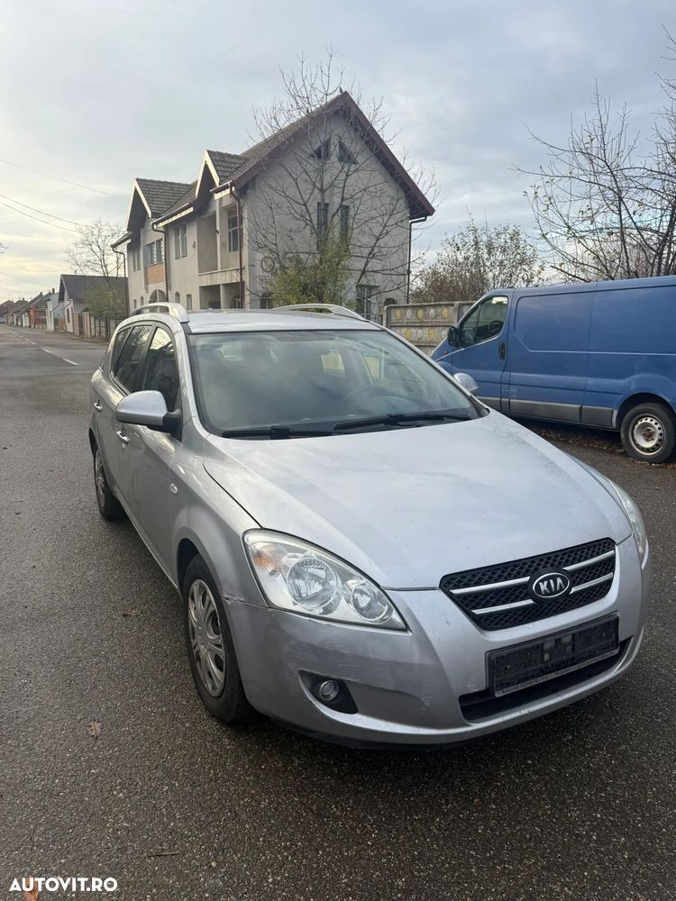 Dezmembrez Kia Ceed SW 1.6 d - 4