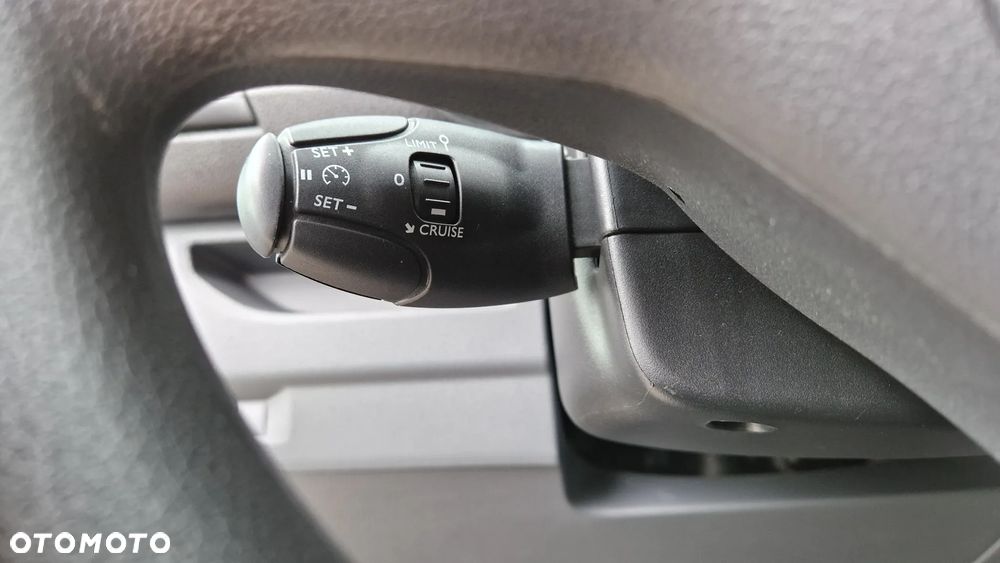 Toyota ProAce Kombi 2.0 D-4D Long 2,8t - 22