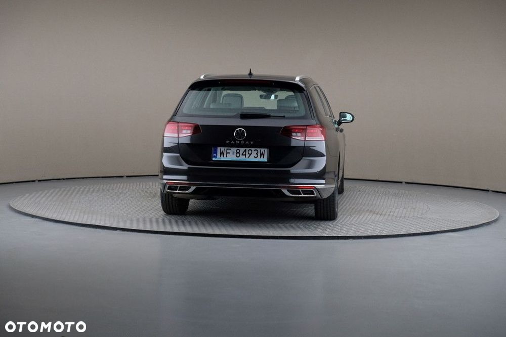 Volkswagen Passat Variant - 5