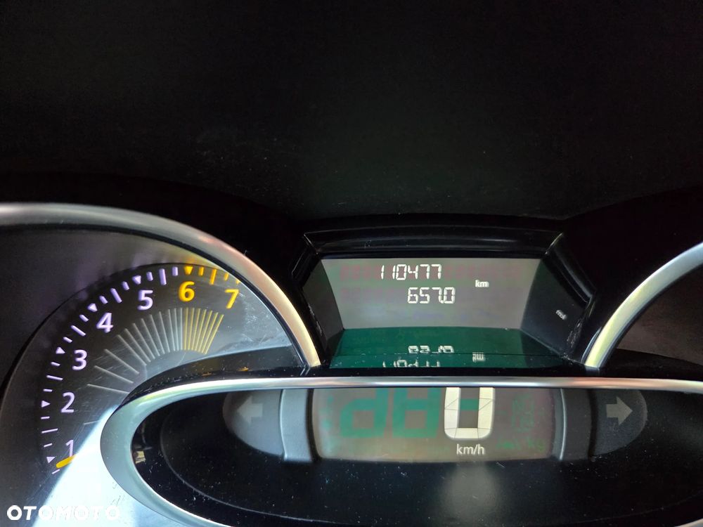 Renault Clio 0.9 TCe Business - 32