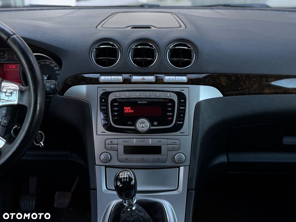 Ford Galaxy 2.0 TDCi DPF Titanium - 15