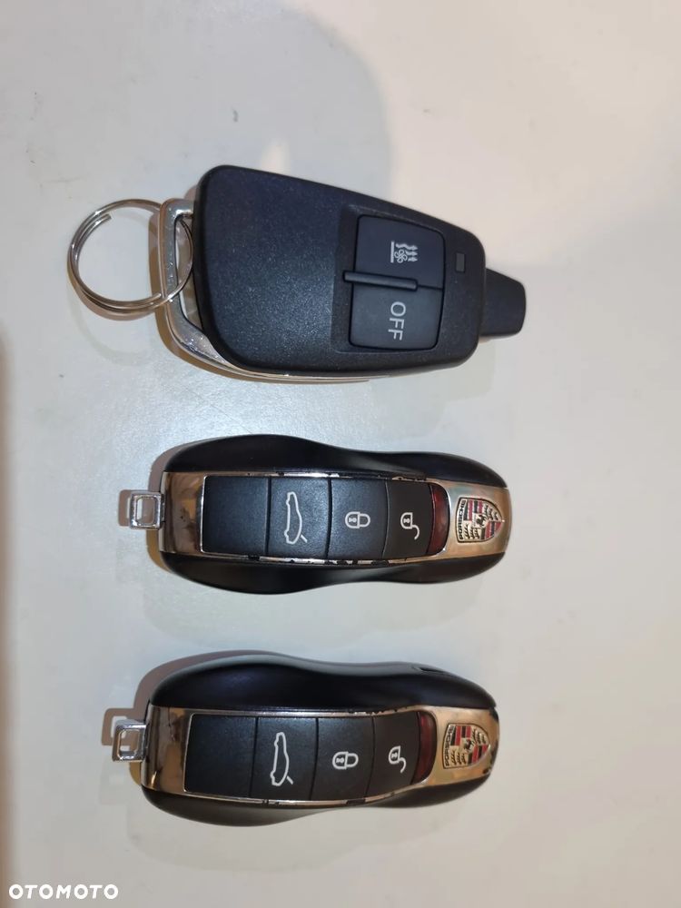 Porsche Panamera 4S - 36
