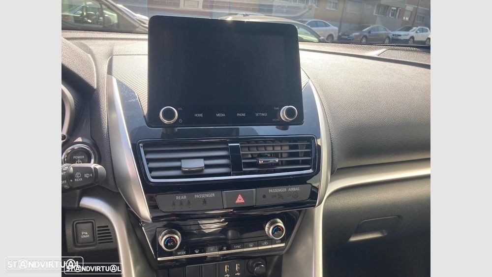 Mitsubishi Eclipse Cross 2.4 PHEV eMotion - 11