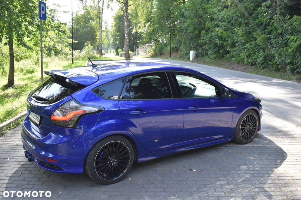 Ford Focus 2.0 EcoBoost ST mit Leder-Sport-Paket - 4