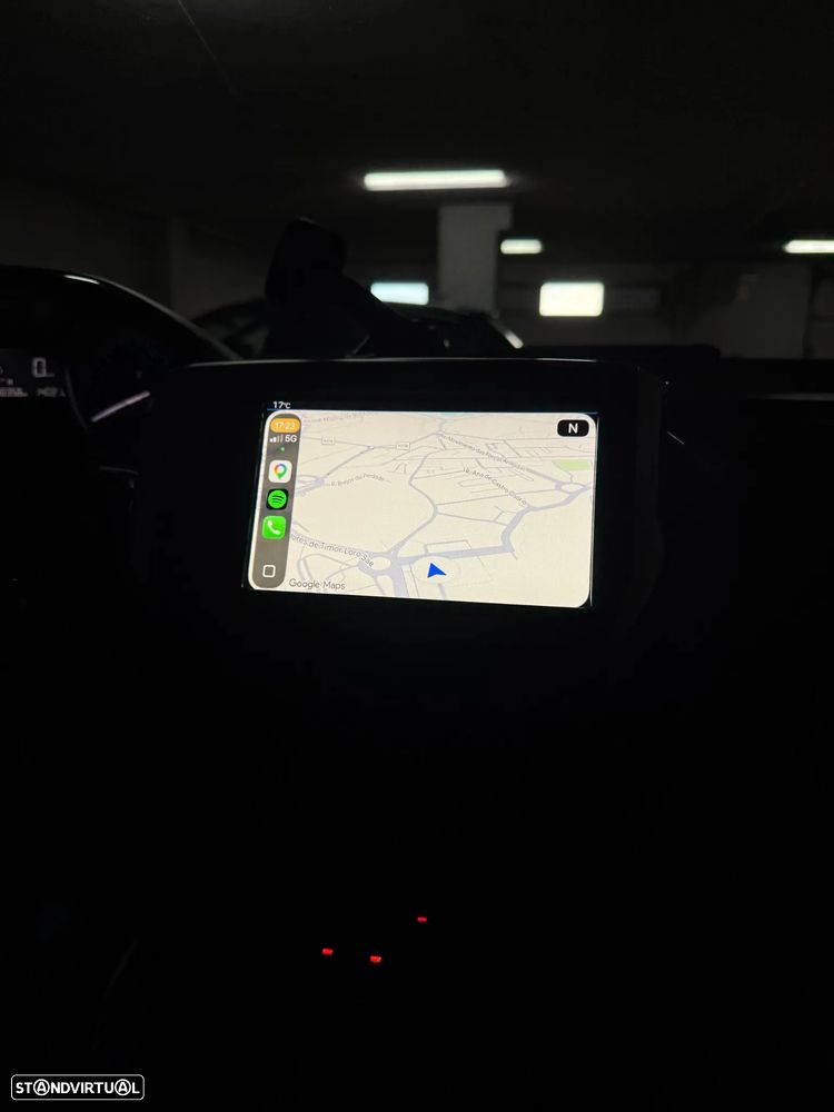 Peugeot 2008 1.2 PureTech Style - 15