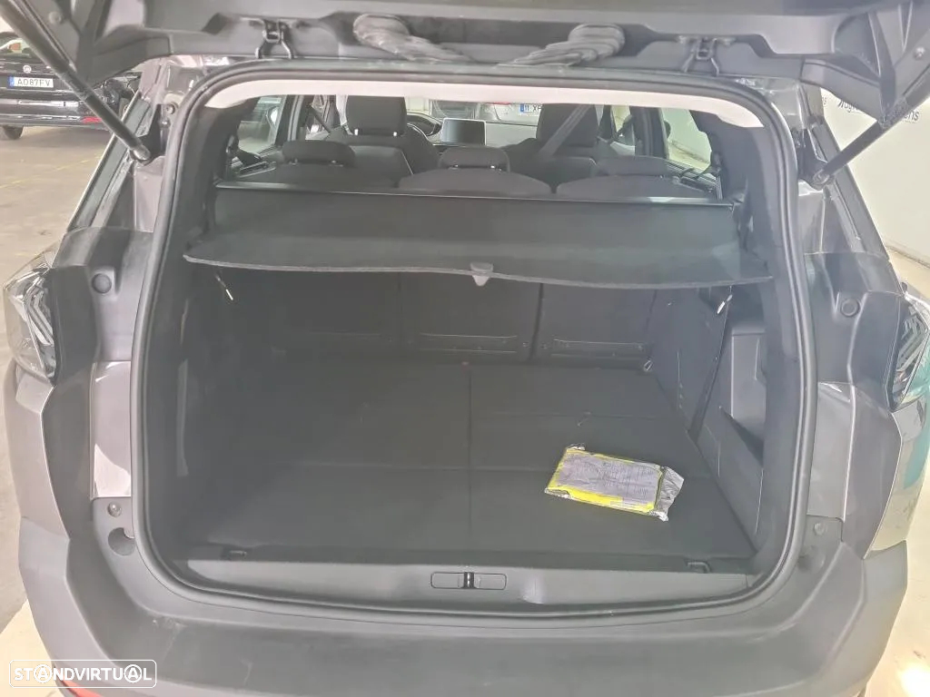 Peugeot 5008 1.5 BlueHDi Active Pack EAT8 - 12
