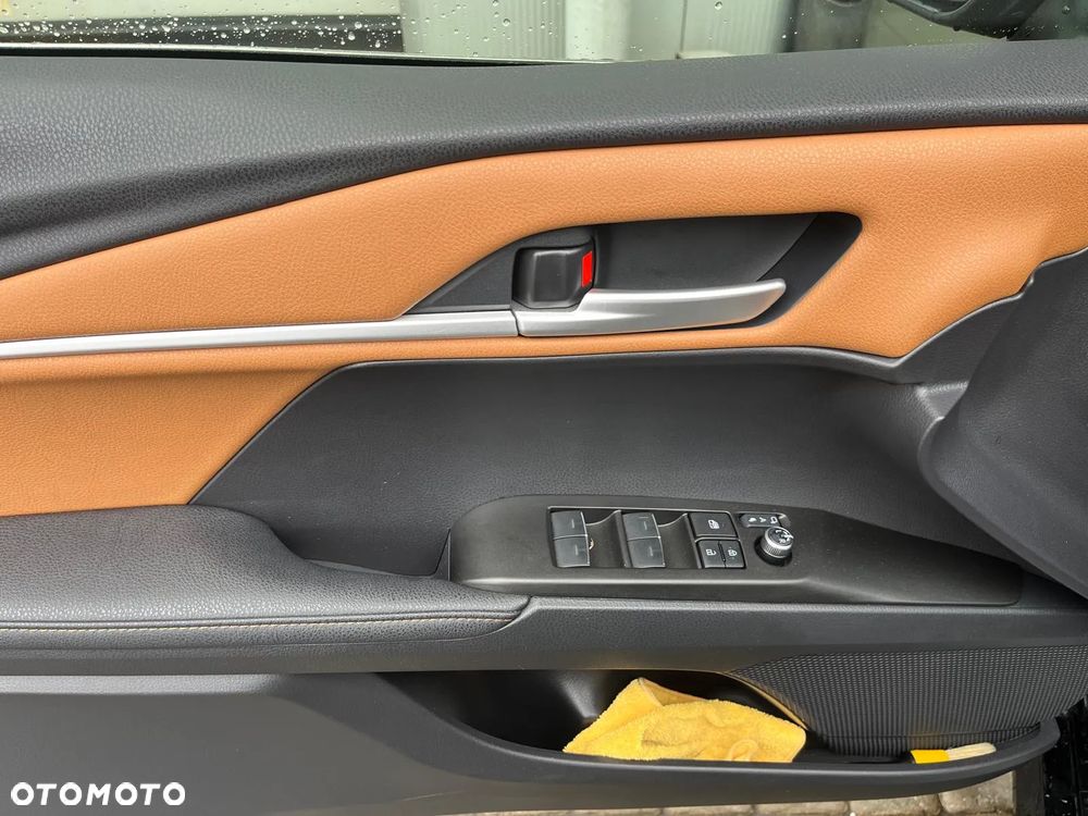 Toyota Camry 2.5 Hybrid Dynamic Force Prestige e-CVT - 18