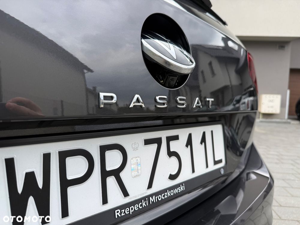 Volkswagen Passat - 7