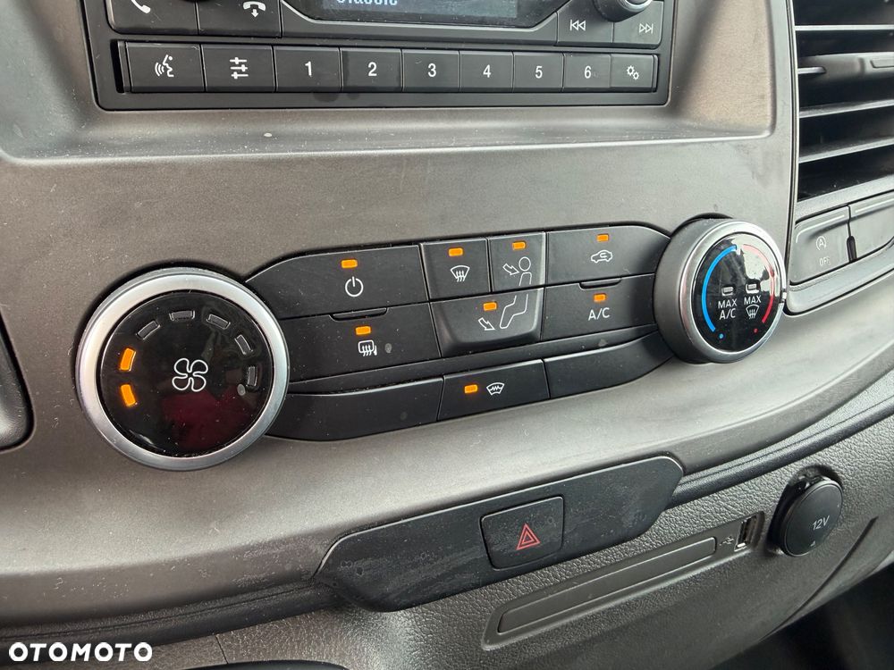 Ford Transit Custom - 16