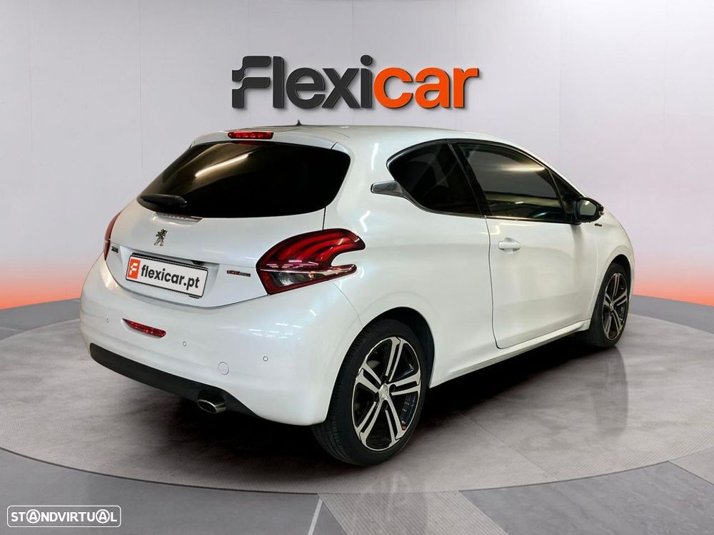 Peugeot 208 1.2 PureTech GT Line - 6