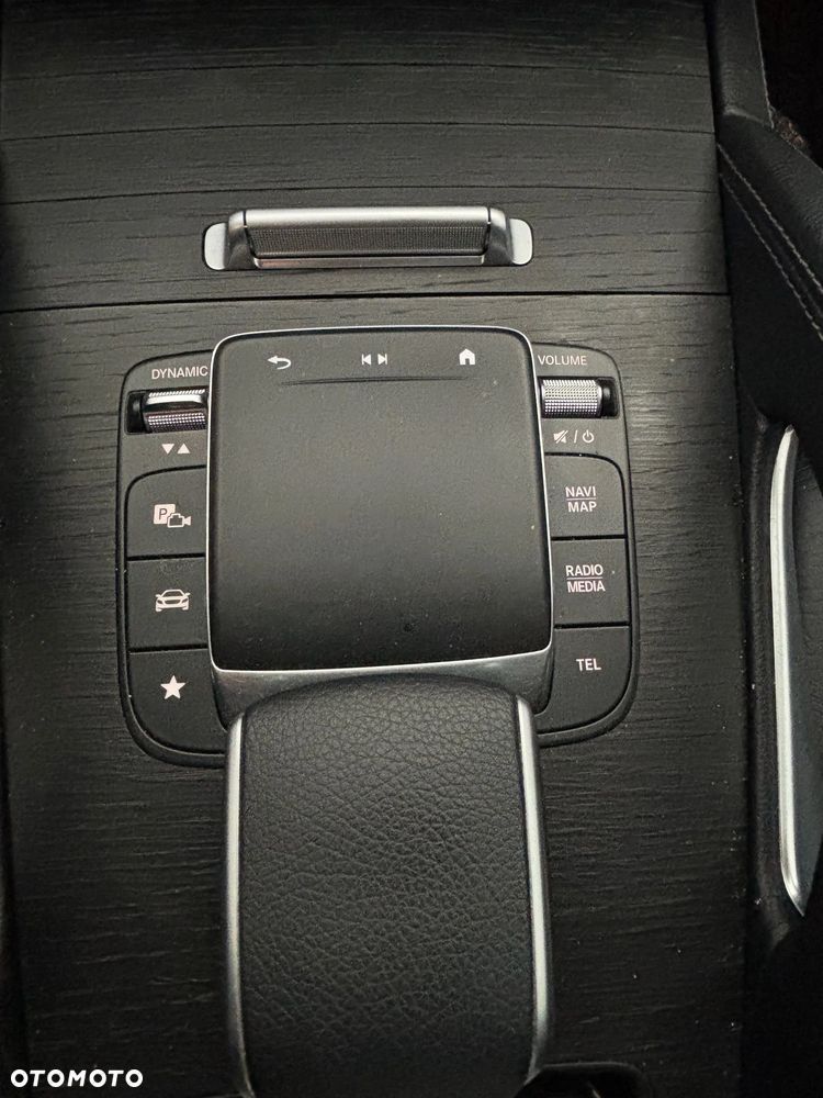 Mercedes-Benz GLE 300 d 4-Matic - 12