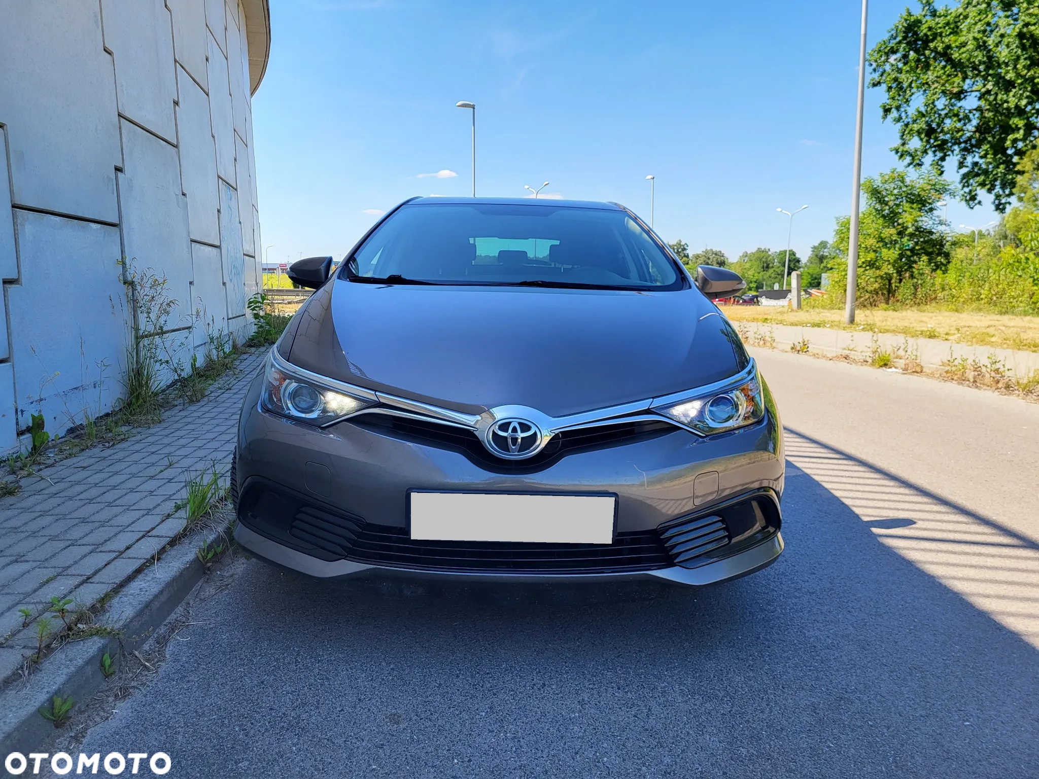 Toyota Auris - 2