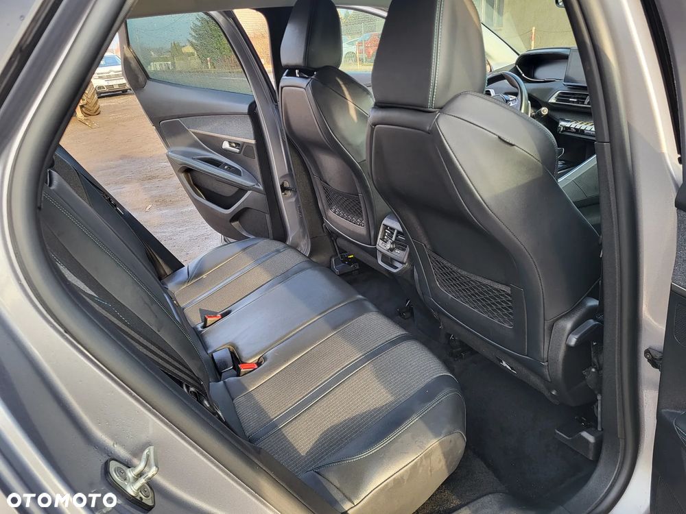 Peugeot 3008 - 27