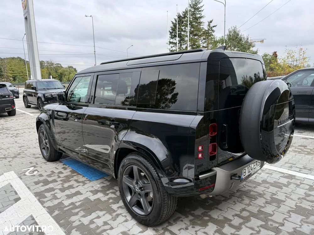Land Rover Defender 110 3.0D 250 MHEV Hard Top X-Dynamic SE - 3