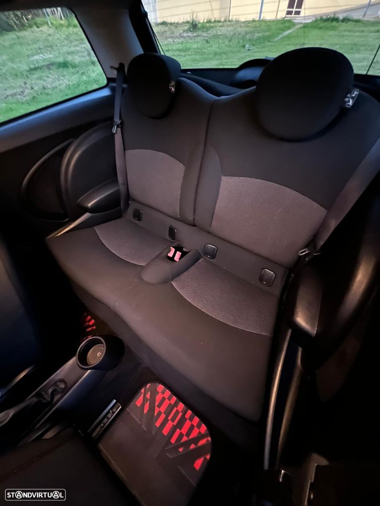 MINI 3 Portas Cooper D - 8