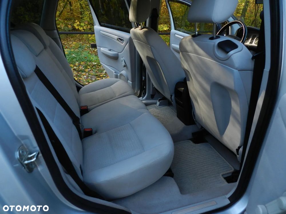 Mercedes-Benz Klasa B - 11