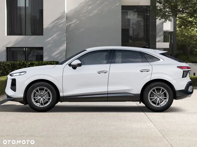 Audi Q3 Sportback - 2