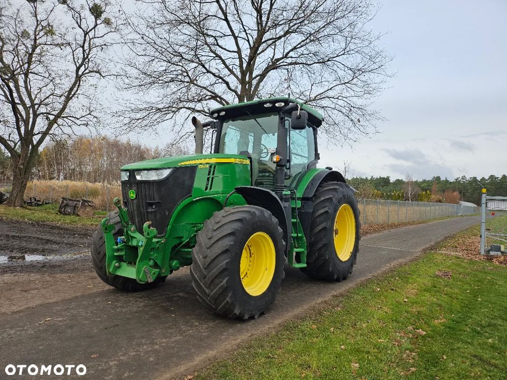 John Deere 7260R - 1