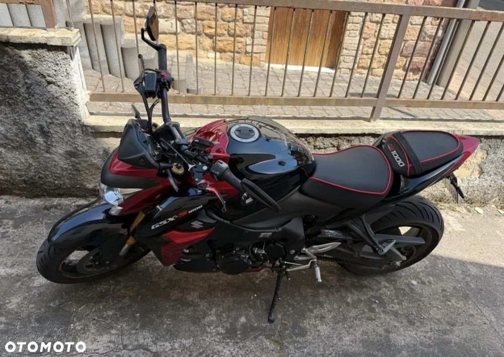 Suzuki GSX - 1