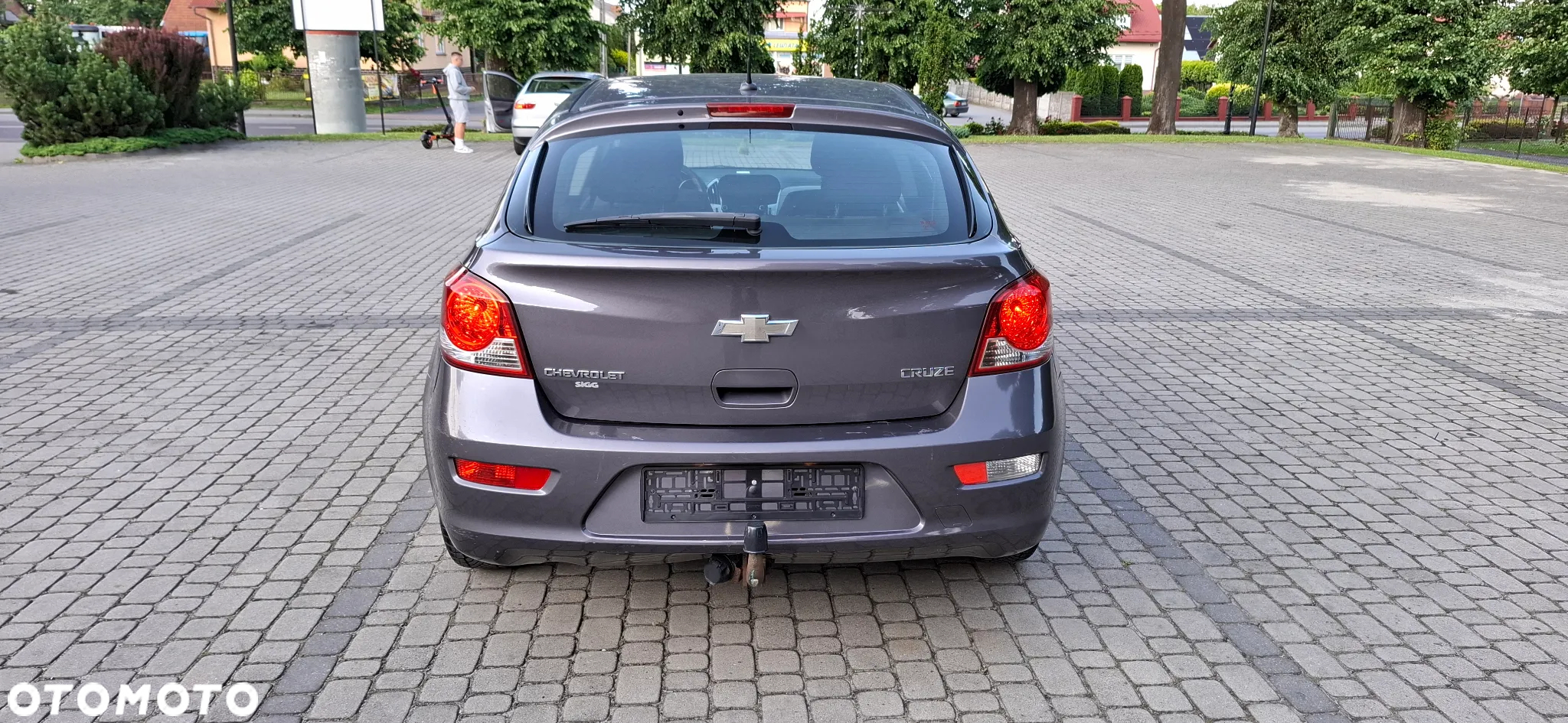 Chevrolet Cruze 1.6 LT - 10