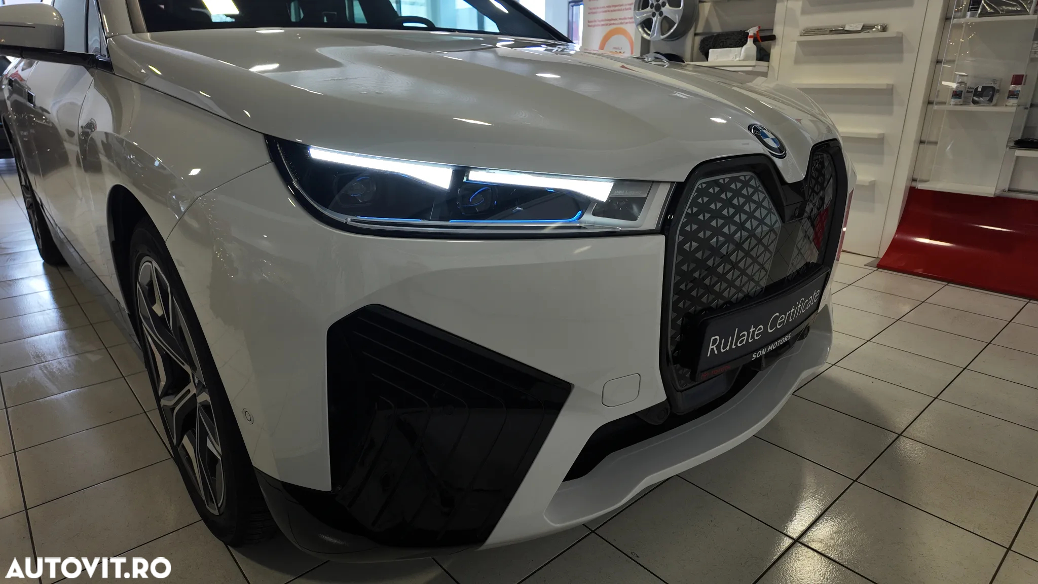 BMW iX xDrive40 - 9
