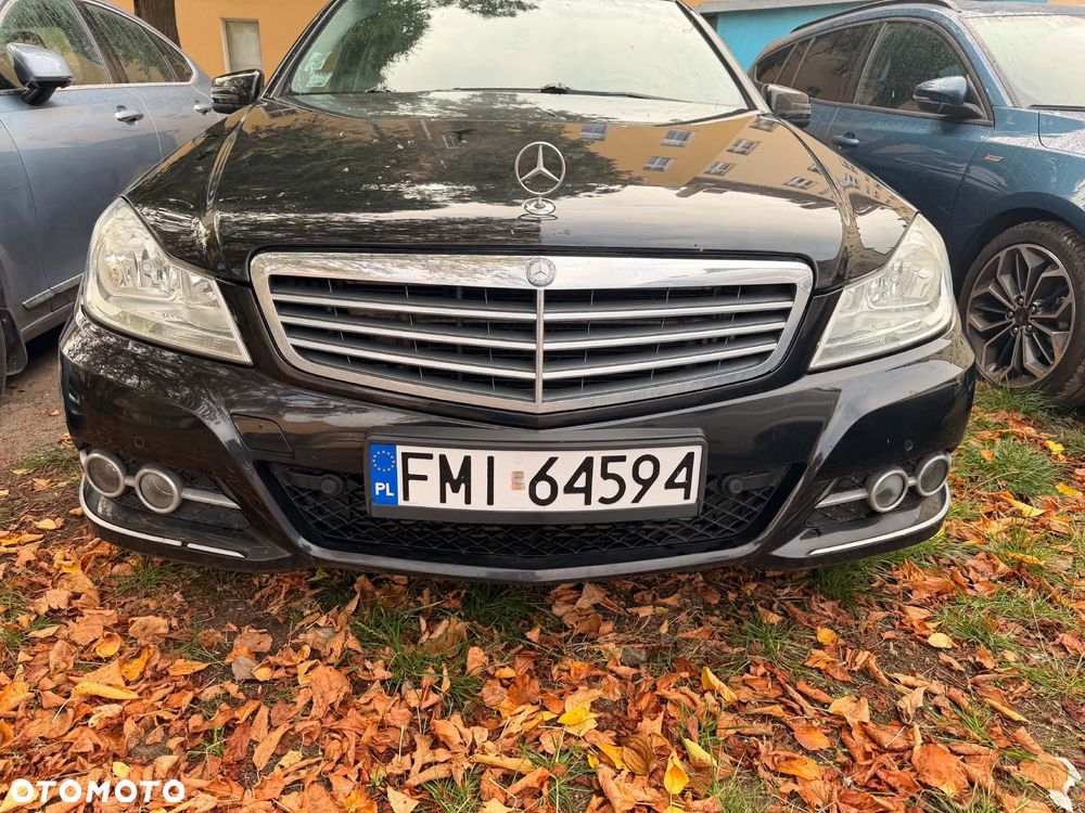 Mercedes-Benz Klasa C 250 CDI BlueEff Avantgarde 4-Matic - 1