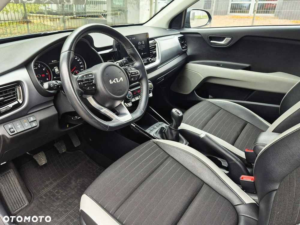 Kia Stonic 1.0 T-GDI L - 9